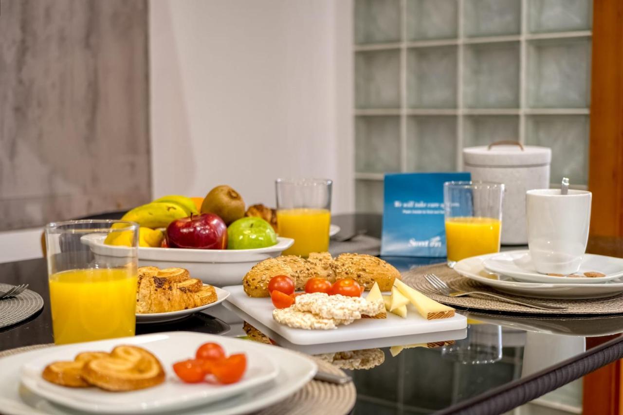 Sweet Inn - Lesseps Barcelona Luaran gambar
